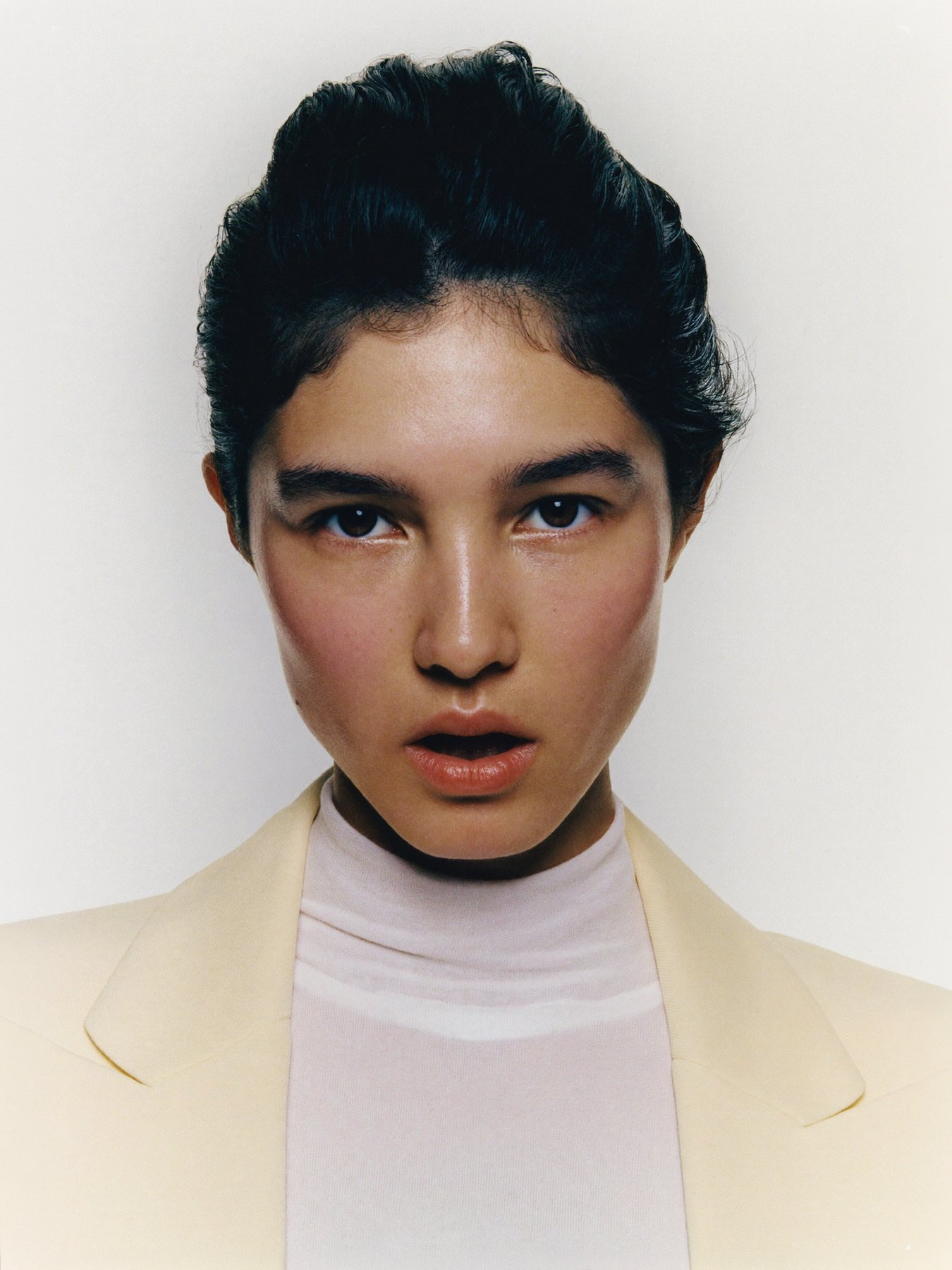skin — beauty — retrato, mejillas rosadas